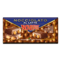 Novi tejcsokoládé egész mogyoróval – 130 g